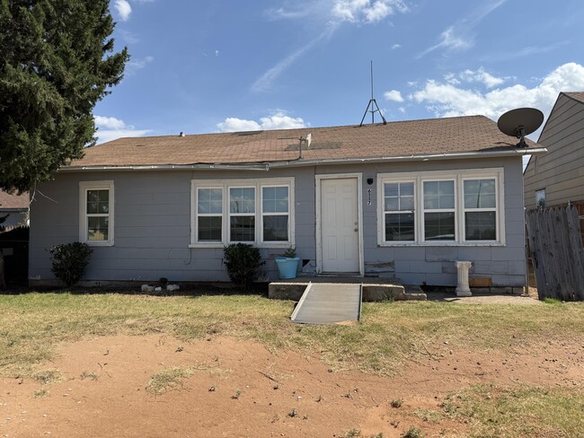 Building Photo - 6117 20th St