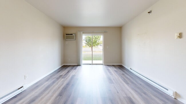 Photo - Pineview Apartments