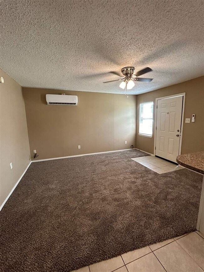 Photo - 6202 NW Elm Ave