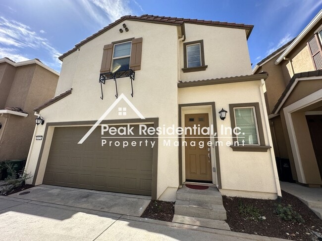 Photo - Beautiful Newer Elk Grove 3bd/2.5ba Home with 2 Car Garage
