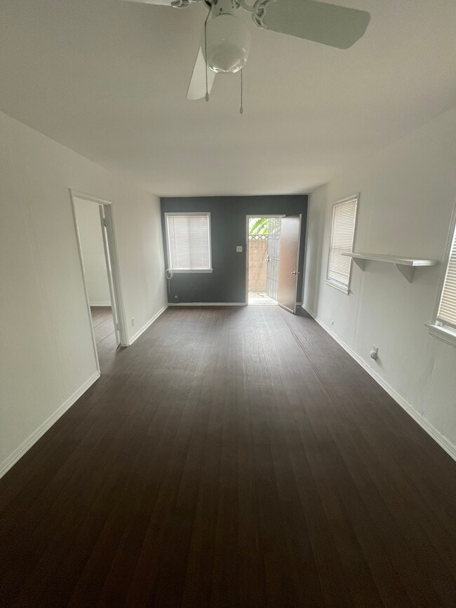 Photo - 8033 Rosecrans Ave