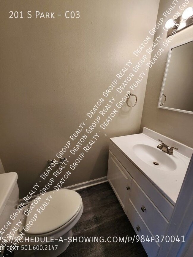 Photo - 201 S Park-C03