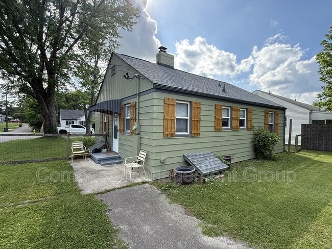 Photo - 3300 Miami St