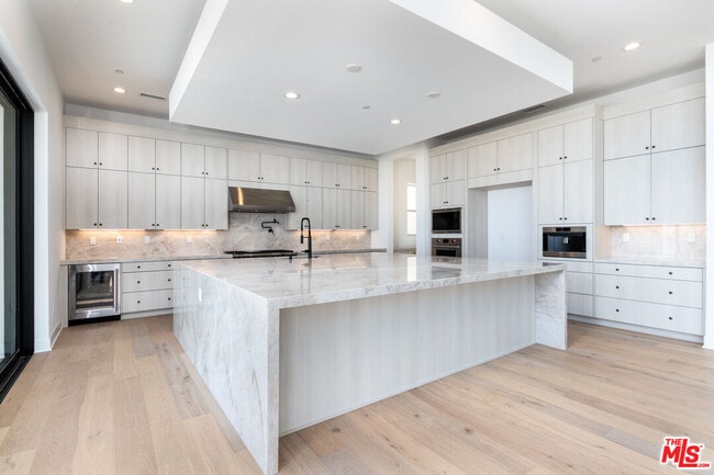 Photo - 11770 Hillsborough Ln House