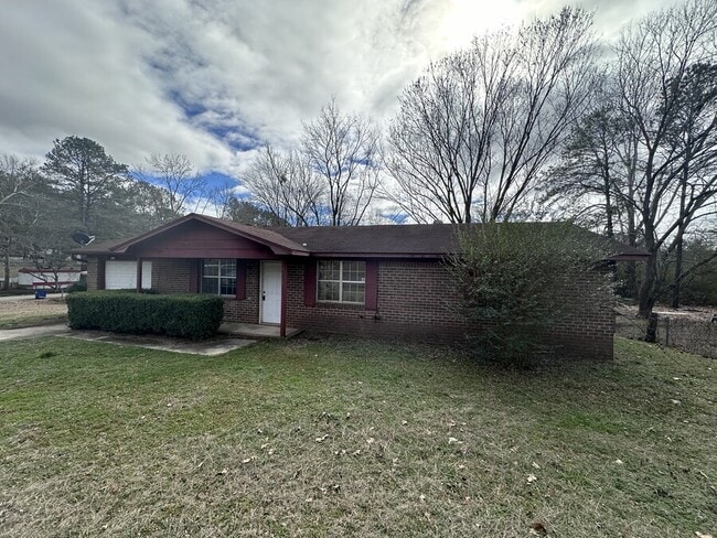 Building Photo - 3312 Tyler St Rental