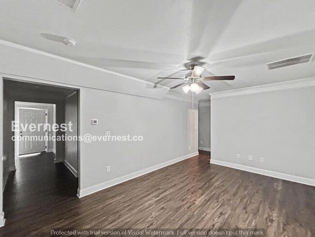 Photo - 5285 Hanover St