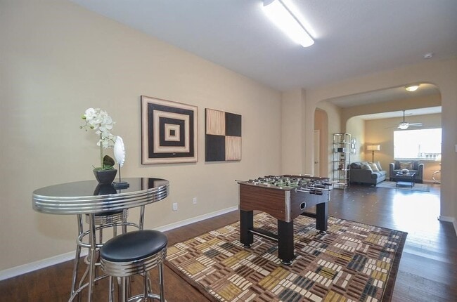 Photo - 4107 Elk Bluff Ln
