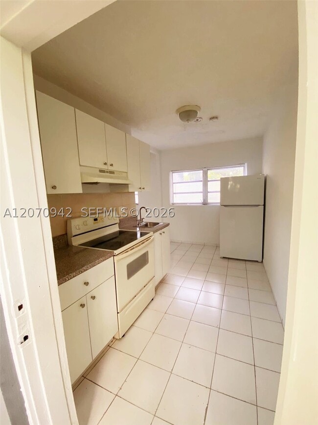 2612 Johnson St Unit 13