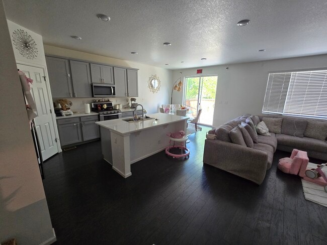 Photo - 16633 E Virginia Ave