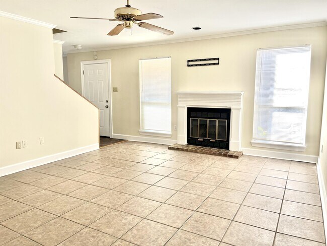 Photo - 285 Bracewell Dr Townhome