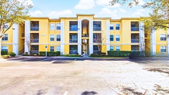 Building Photo - 1275 Lake Shadow Cir Unit 13101