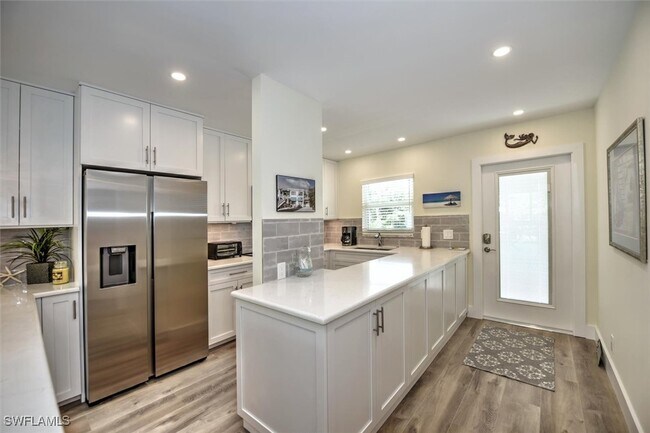 Photo - 684 Broad Ave S Condo Unit J684