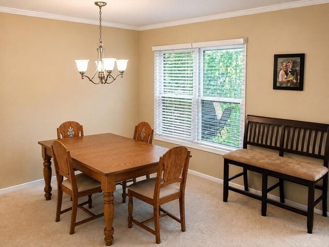 Photo - 1550 Jasper Dr