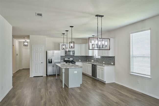 Building Photo - 4201 Amber Ruse Dr