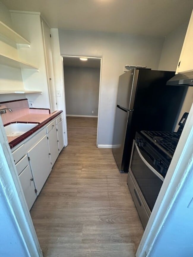 Photo - A little vintage with updates Unit 31