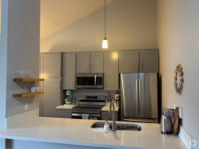 Building Photo - 6222 Agee St Unit #10 Rental