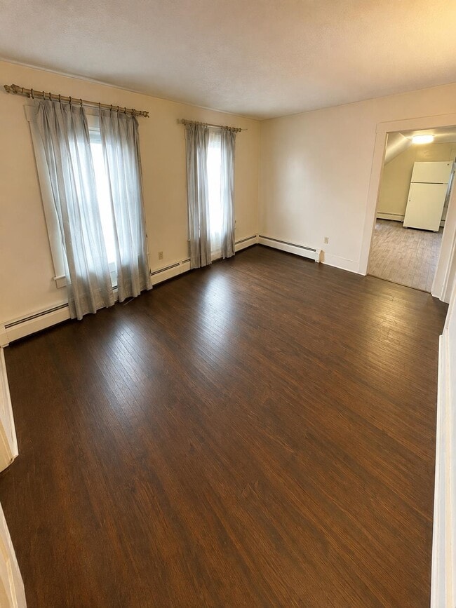 49 E Center St Unit 2