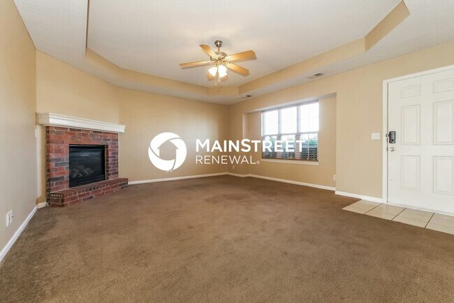 3 Bedroom Pet-Friendly Home in Raymore, MO with Main Street Renewal