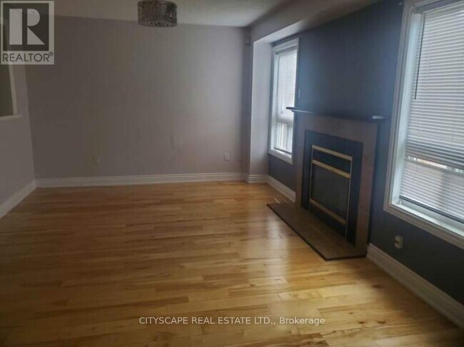 Photo - 34 Dunure Crescent