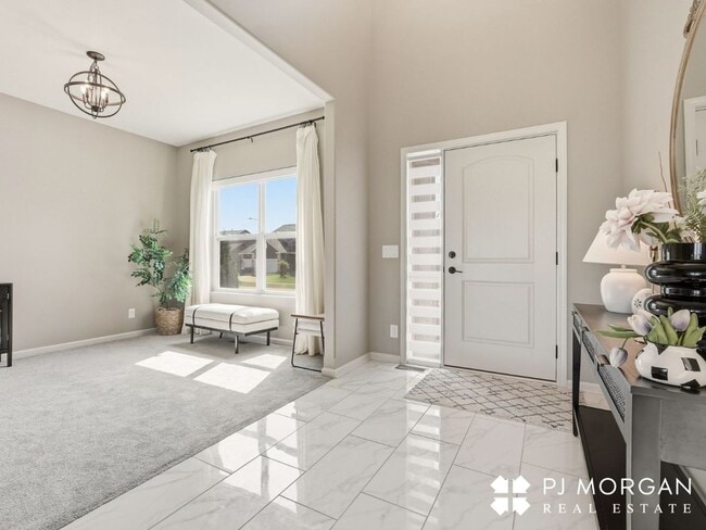 Photo - 4 Bedroom Elkhorn Rental Home with Modern Kitchen and Ample Storage