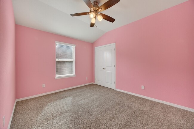 Building Photo - 11022 Honeysuckle Haven Dr