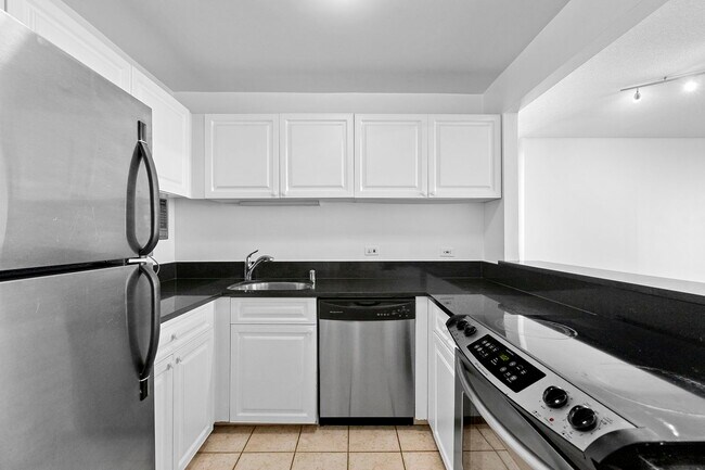 Photo - 3660 N Lake Shore Dr Unit 4410