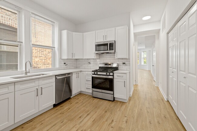 Photo - 1349 W Taylor St Unit 2F