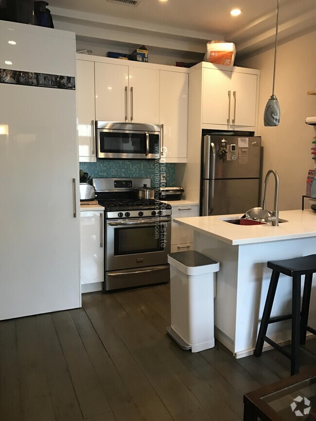 Building Photo - 24 Washburn St Unit 2 Rental