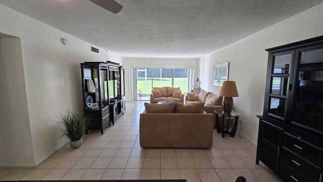 Photo - 3150 N Palm Aire Dr Unit 108