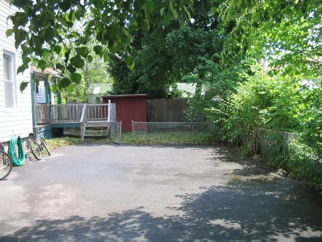 Photo - 106 Lawrence St