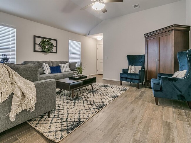 Photo - 2500 Finesilver Ln