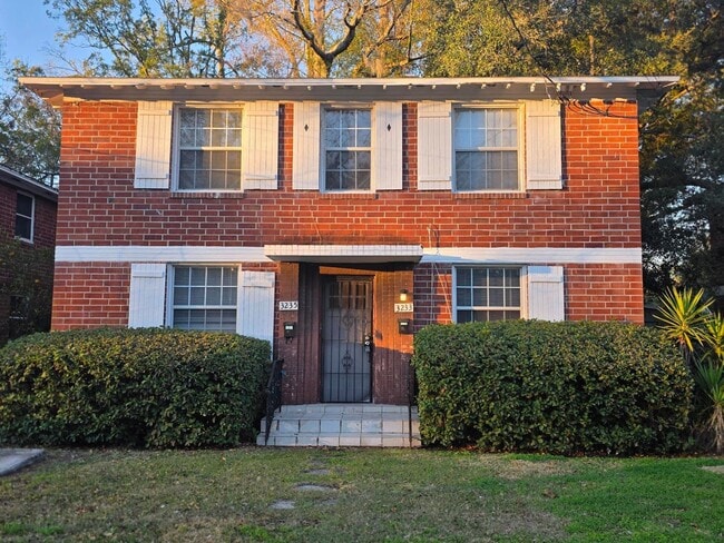 Building Photo - POS3235 Unit 1