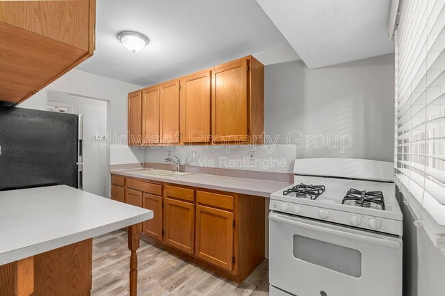 Photo - 306 Banff Cir