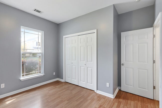 Bedroom 1 - 46 Isle Of Palms W