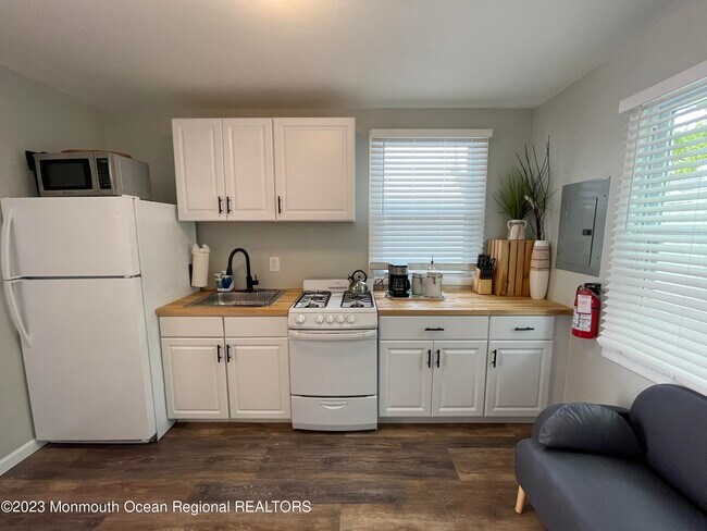 Photo - 101 13th Ave