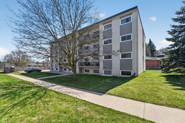 Building Photo - 81 Kenwood Dr Unit 6