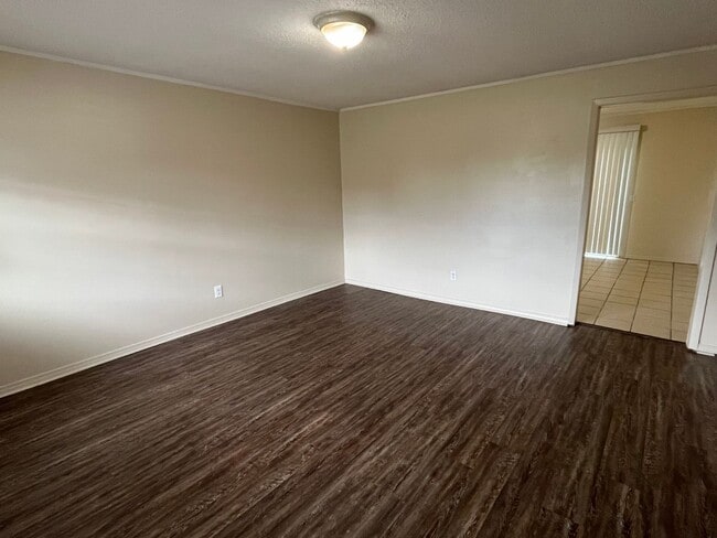 Photo - 101-103 Love Street Unit 103 Love St