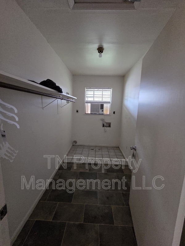 Photo - 200 Rue Basin Unit 1