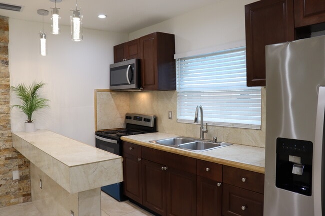 Photo - 3261 NW 52nd St Unit 1