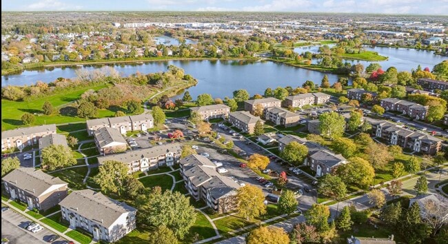 Building Photo - 18 Echo Ct Unit 14