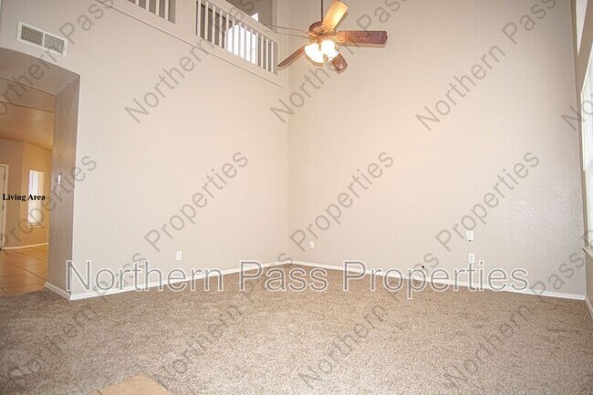 Photo - 10790 Adin St