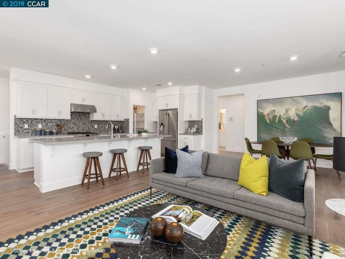 COMING SOON! $3,390 - GORGEOUS BRAND NEW T... - COMING SOON! $3,390 - GORGEOUS BRAND NEW T... Casa Adosada