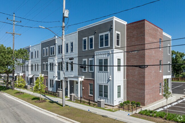 Photo - Winsor Place