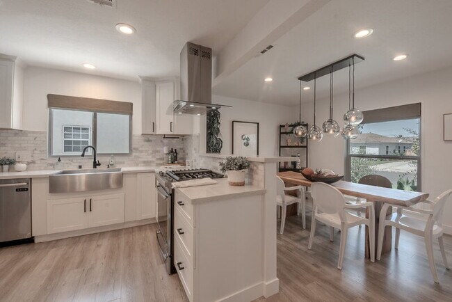 Photo - 3914 Somerset Dr