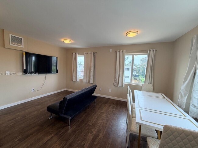 Photo - 943 79th Terrace Unit 201