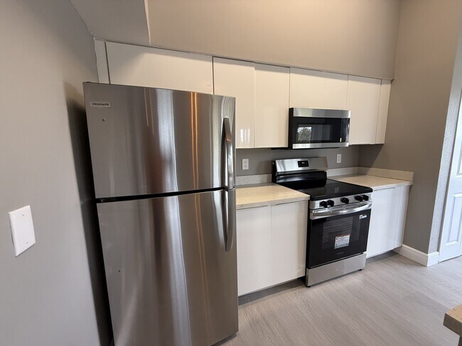 Photo - 2851 N Oakland Forest Dr