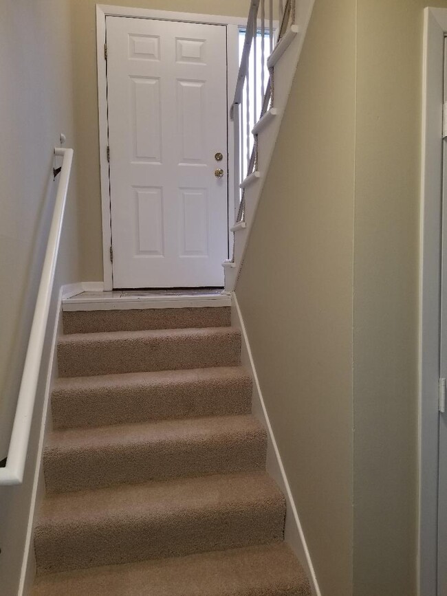 Photo - 10326 Balsam Ln