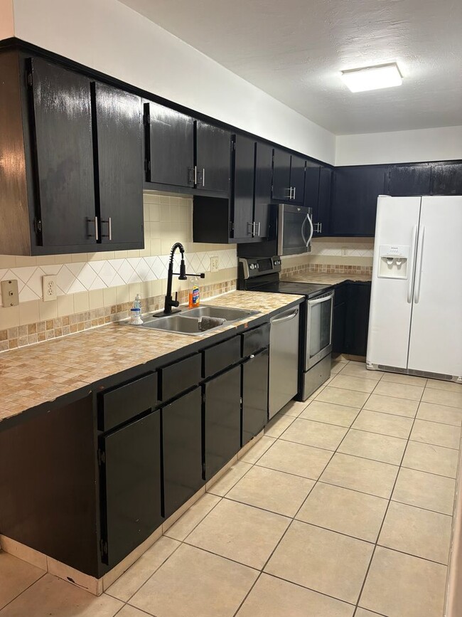 Photo - 1015 SW 48th Terrace Unit 3 bed 2 bath Home