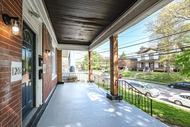 201 Lincoln Ave Unit 201 Lincoln Ave - Unit 1