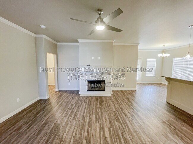 Photo - 4907 Jarvis St